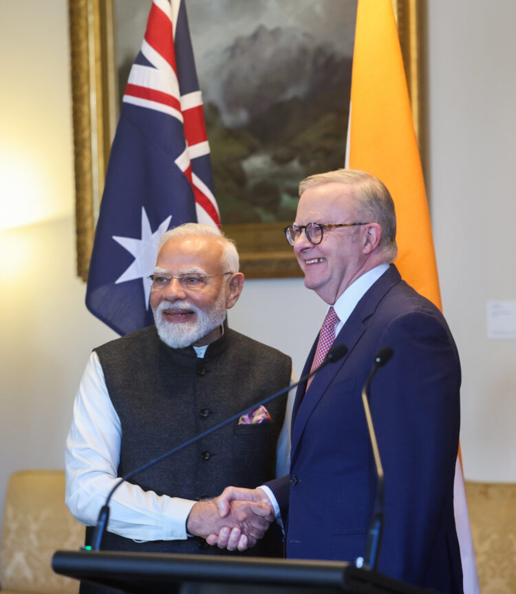 Prime Minister meets with the Prime Minister of Australia at the 3rd India-Australia Annual Summit