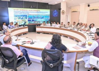 Odisha CM Reviews Rath Yatra Preparedness, Stresses Seamless Coordination