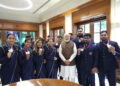 Prime Minister Shri Narendra Modi interacts with Commonwealth Games champions