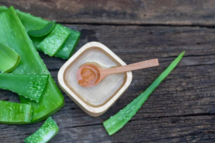 Can Applying Aloevera Gel On Your Feet Reduce Heat Boils?