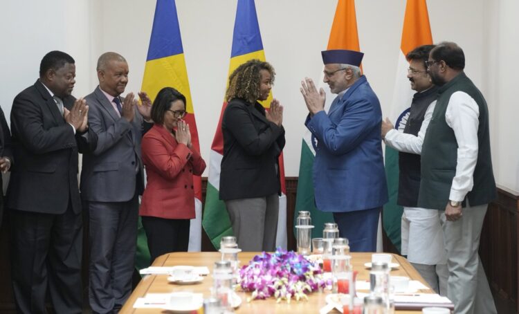 India And Seychelles Discuss Strengthening Cooperation In Maritime Security, AI, Renewable Energy