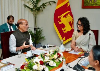 Raksha Mantri calls on Sri Lankan Prime Minister in Colombo
