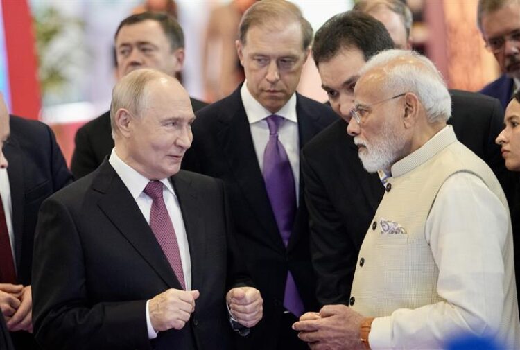 Prime Minister meets with the President of the Russian Federation on the sidelines of BRICS Summit
